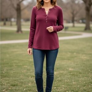 Market & Spruce‎ Burgundy Long Sleeve Top